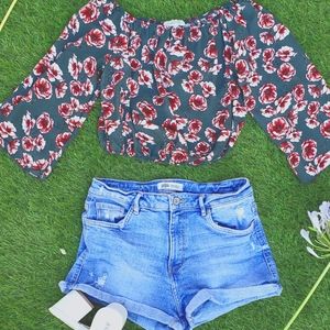 Cropped Off-shoulder top